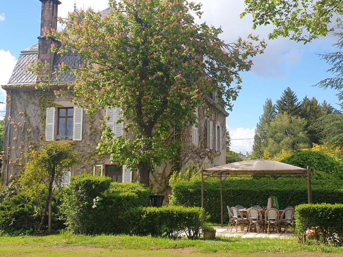 Villa Mura Gite Luxe Avec Piscine Et Spa Campagne Et Grand Air Nouvelle Aquitaine Correze Neuvic  Luaran gambar