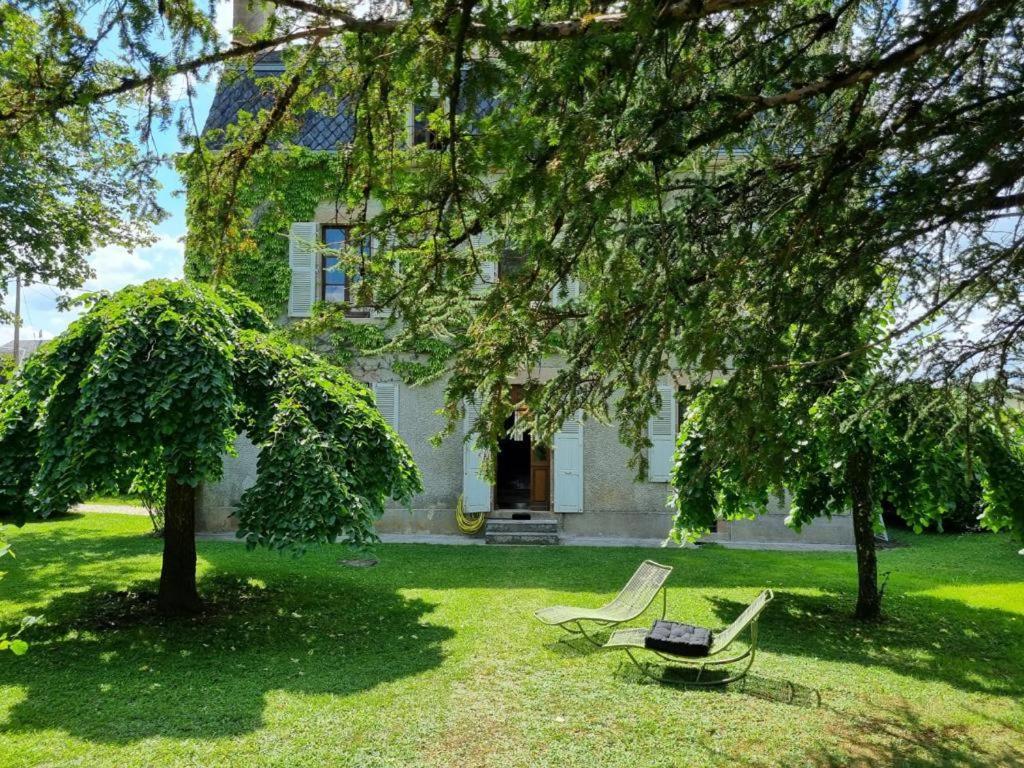Villa Mura Gite Luxe Avec Piscine Et Spa Campagne Et Grand Air Nouvelle Aquitaine Correze Neuvic  Luaran gambar